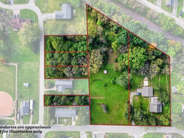 50 Kurrley Street , Delaware, OH 43015