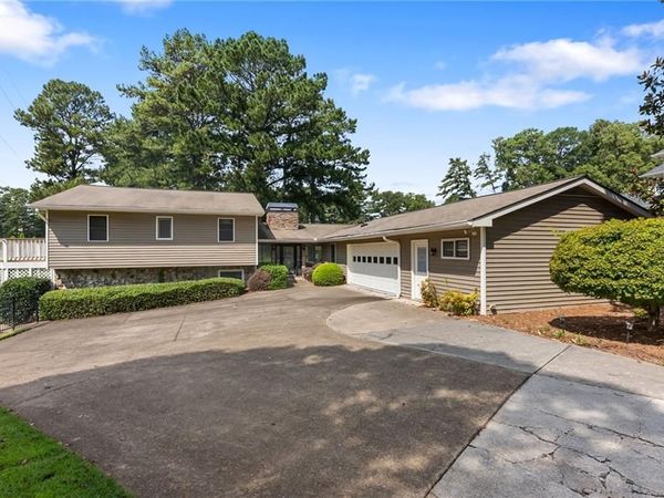 3665 High Green Drive, Marietta, GA 30068