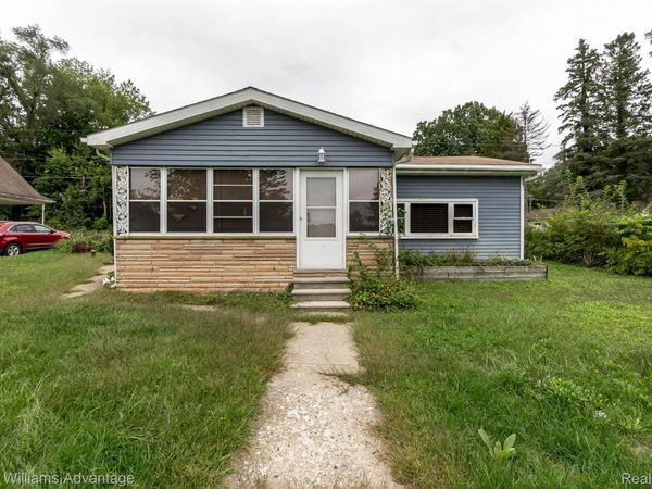 2642 Lakeridge , Wixom, Mi 48393