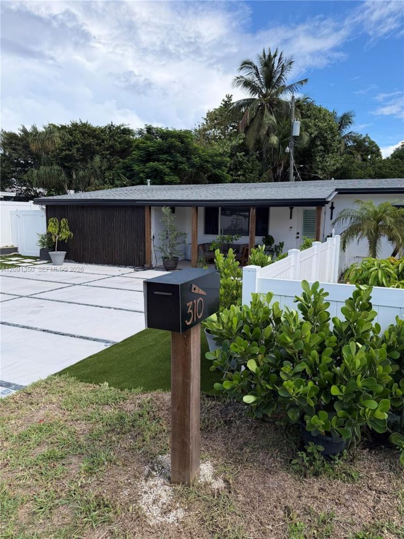 310 NE 12th Ave, Pompano Beach, FL 33060 Photo