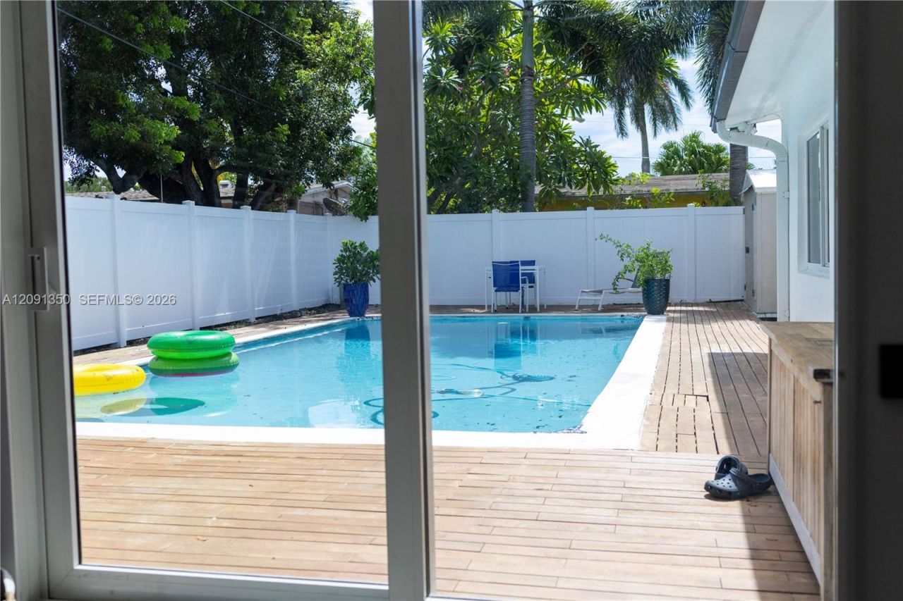 310 NE 12th Ave, Pompano Beach, FL 33060 Photo