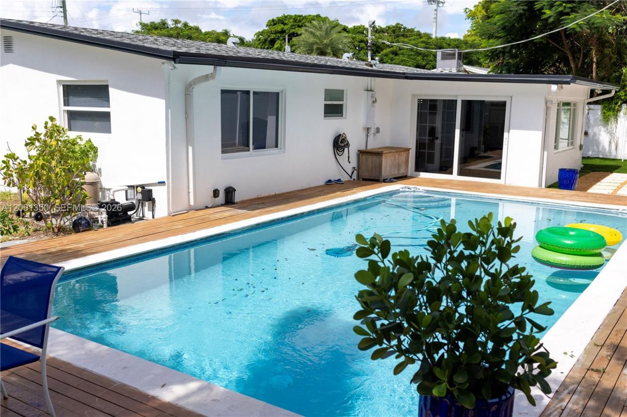 310 NE 12th Ave, Pompano Beach, FL 33060 Photo