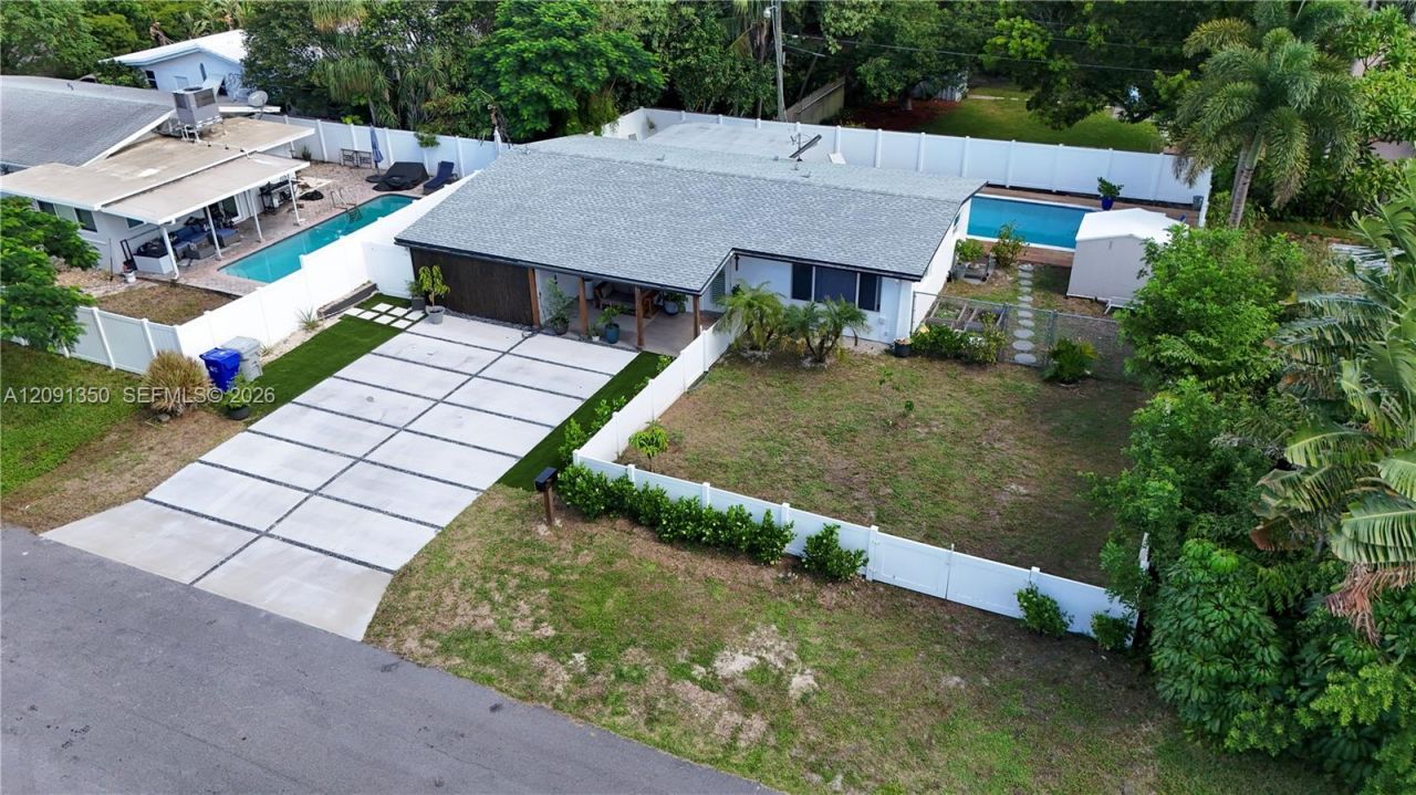 310 NE 12th Ave, Pompano Beach, FL 33060 Photo