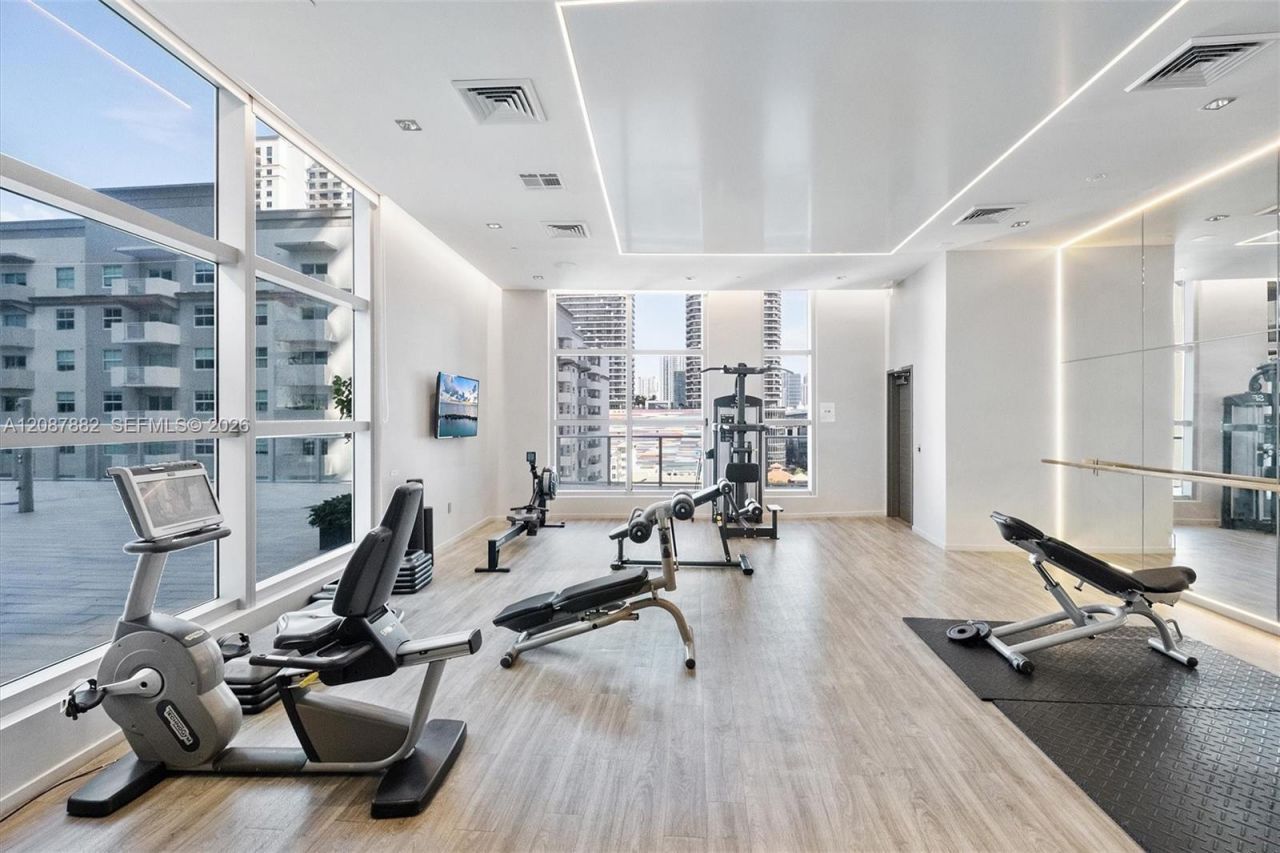 1100 S Miami Ave , Unit 1609, Miami, FL 33130 Photo