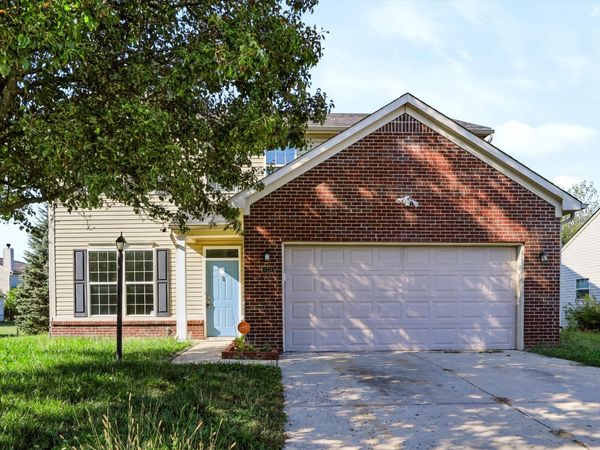 11224 Fall Drive , Indianapolis, IN 46229