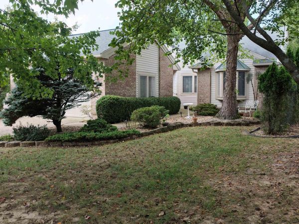 9119 S Front Nine Dr, Bloomington, IN 47401