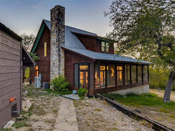 13872 Fm 3353, Kingsbury, TX 78638