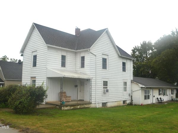 312 W Wayne Street , Paulding, OH 45879