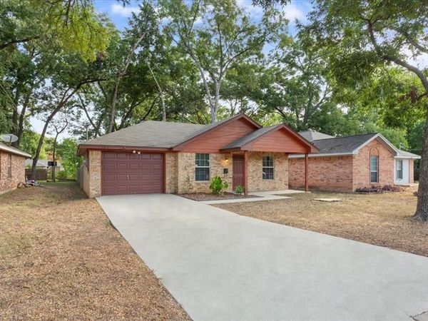 1212 Spring Street , Waco, TX 76704