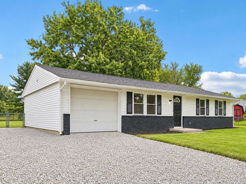 16 Deerfield Place, Delaware, OH 43015 Photo 2