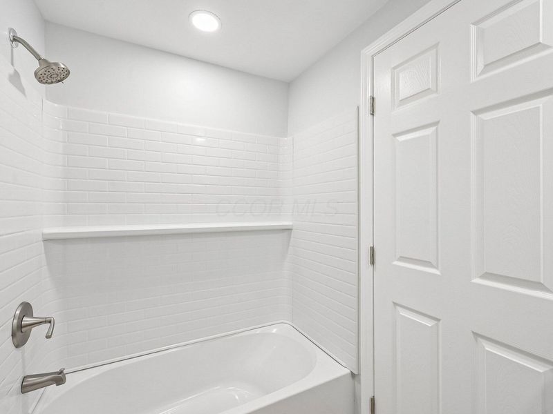 16 Deerfield Place, Delaware, OH 43015 Photo 27