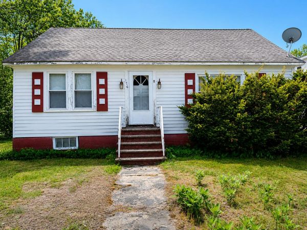 176 Bowdoin Street , Millinocket, ME 04462