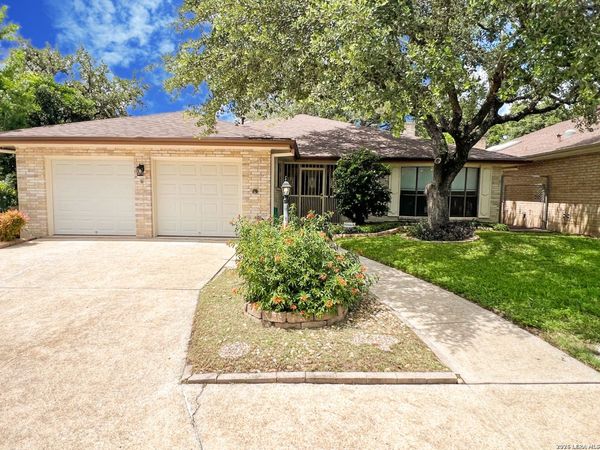 5809 WINTERHAVEN DR, Windcrest, TX 78239
