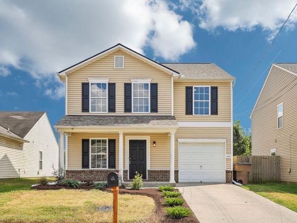 2883 Creekbend Dr , Nashville, TN 37207