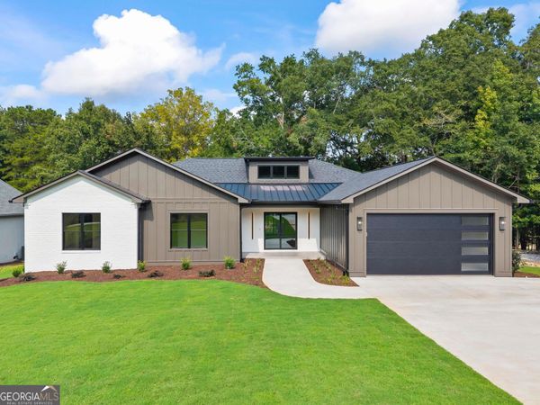 380 Capri Point, Lavonia, GA 30553