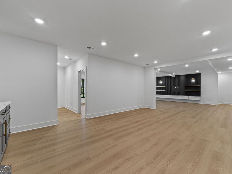 Property Image 85