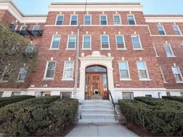 8 Ransom Rd, Unit 3, Boston, MA 02135