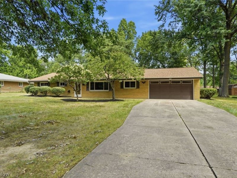 1523 Bradford Drive, Macedonia, OH 44056 Photo 1