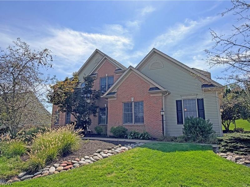 8498 Yorkshire Street NW, Massillon, OH 44646 Photo 3