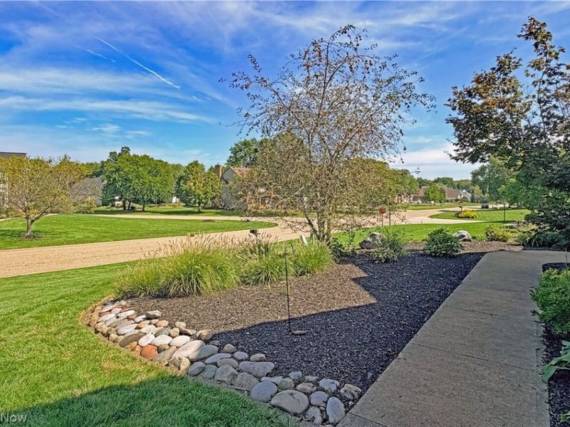 8498 Yorkshire Street NW, Massillon, OH 44646 Photo 6