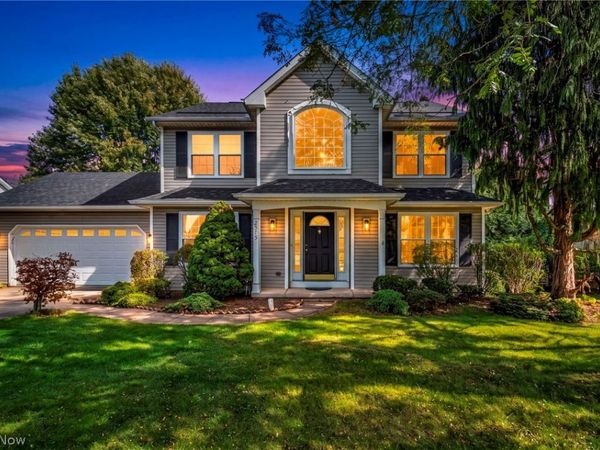 2573 Stonecreek Drive , Akron, OH 44320