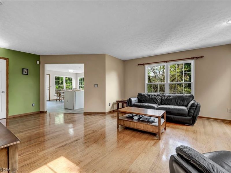 2573 Stonecreek Drive, Akron, OH 44320 Photo 13