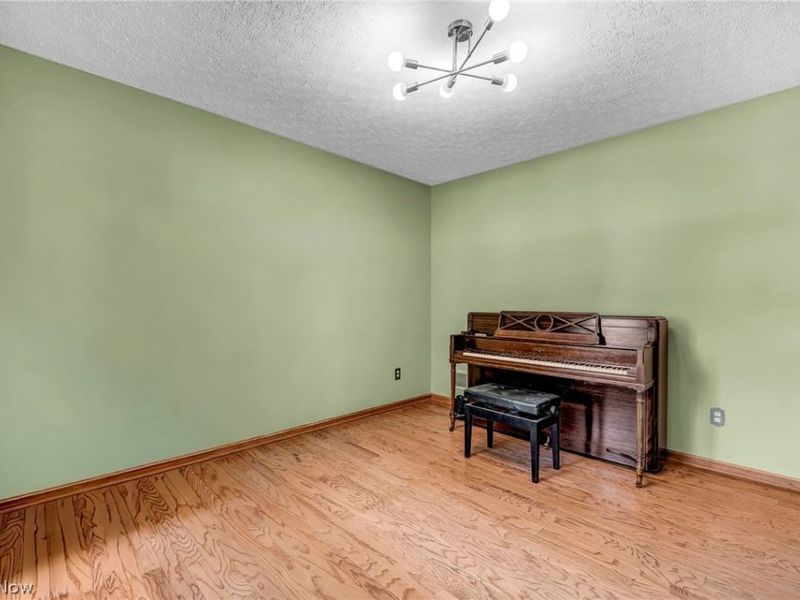 2573 Stonecreek Drive, Akron, OH 44320 Photo 20