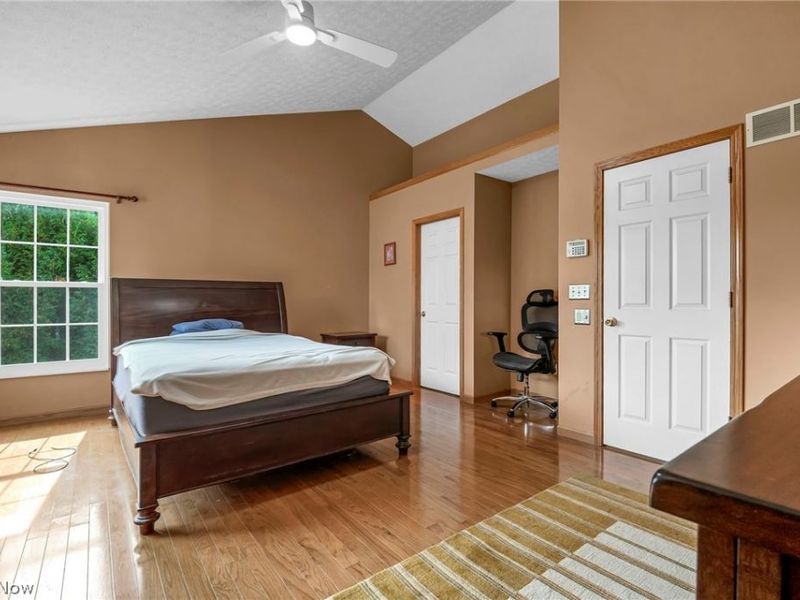 2573 Stonecreek Drive, Akron, OH 44320 Photo 21