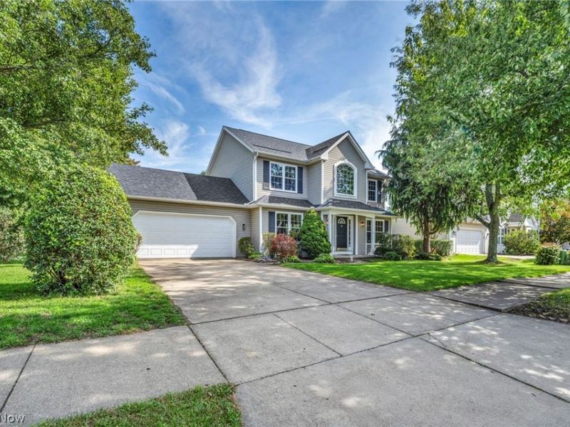 2573 Stonecreek Drive, Akron, OH 44320 Photo 3