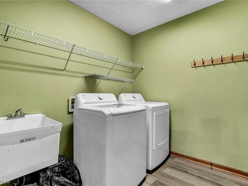 2573 Stonecreek Drive, Akron, OH 44320 Photo 30