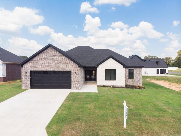 14 Albion Court, Cabot, AR 72023