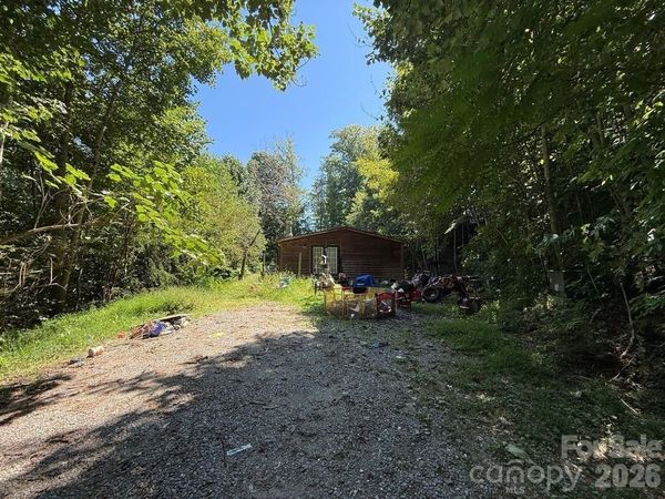 245 Adobe Road , Sylva, NC 28779