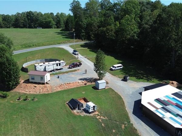 3933 Simmons Patton Road, Jonesville, NC 28642