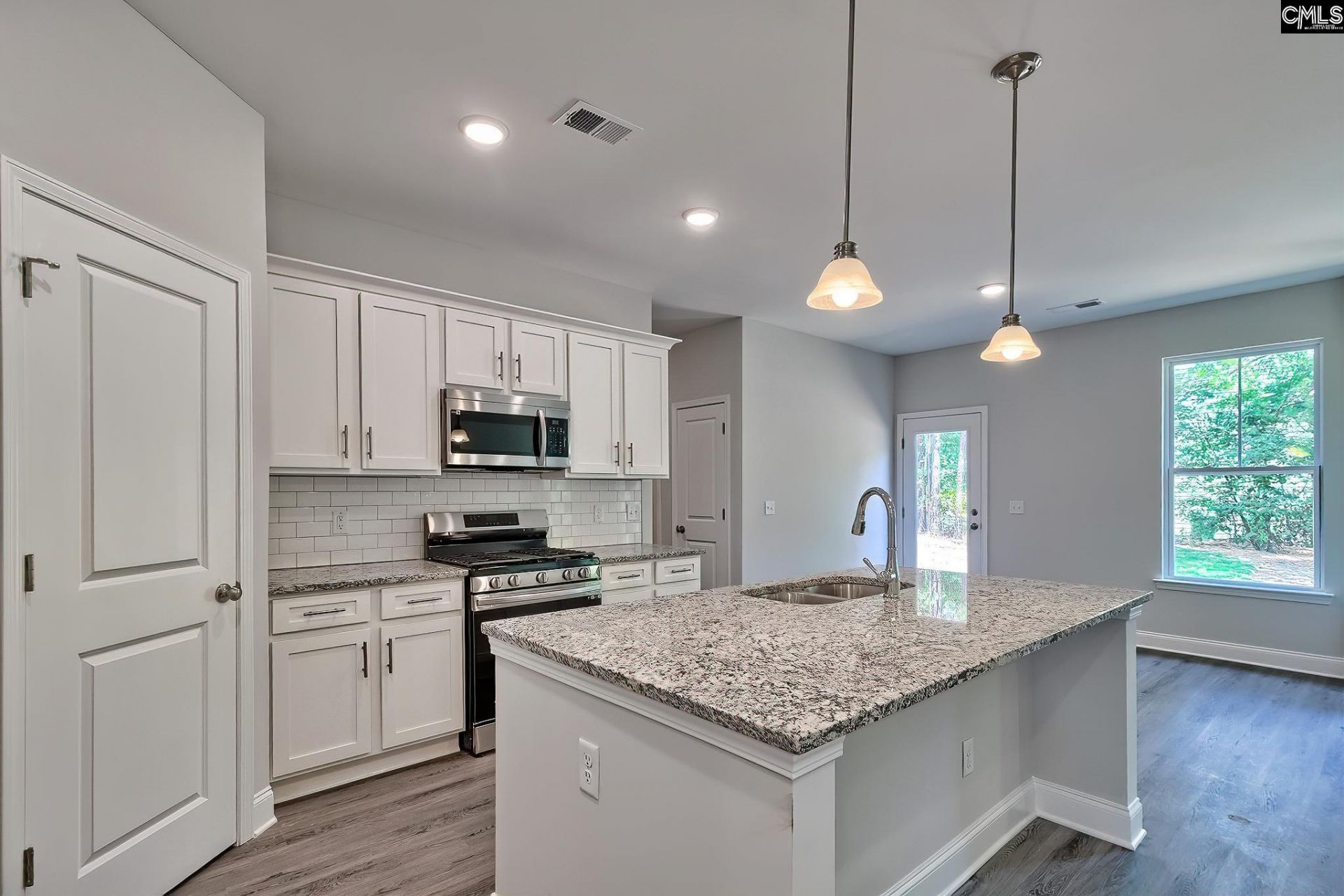 1718 Community Pond Road Photo 4