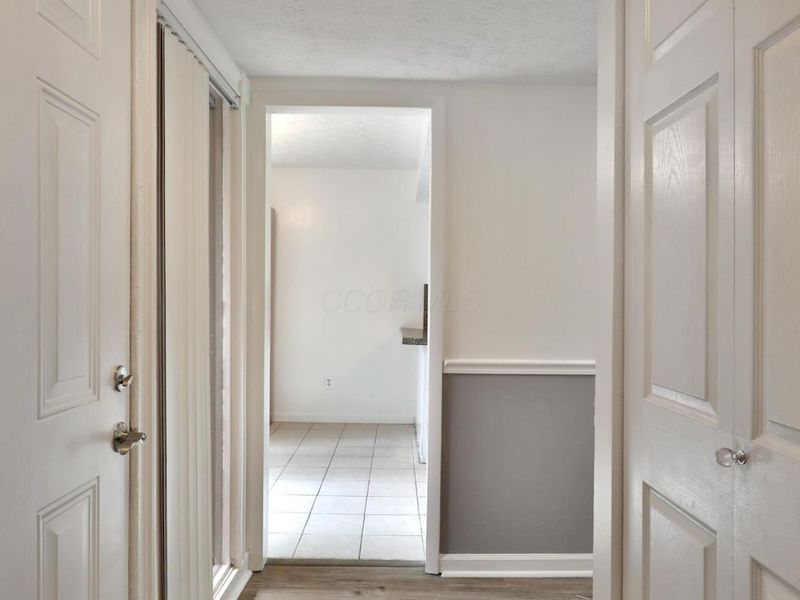 4966 Wintersong Lane , Unit 9, Westerville, OH 43081 Photo 3