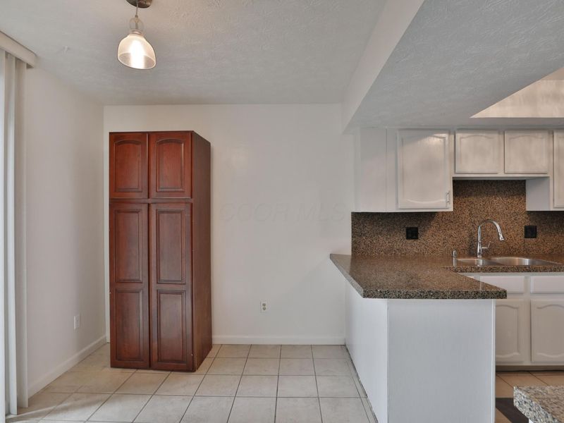 4966 Wintersong Lane , Unit 9, Westerville, OH 43081 Photo 4