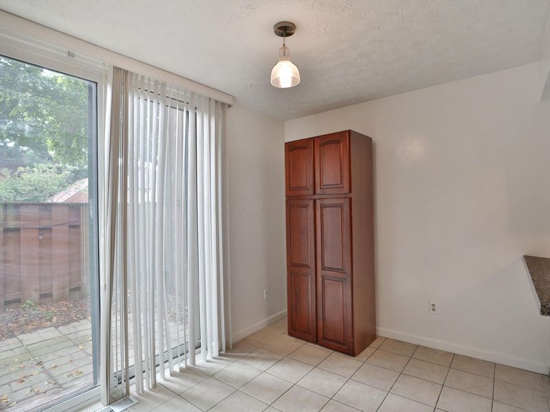 4966 Wintersong Lane , Unit 9, Westerville, OH 43081 Photo 5