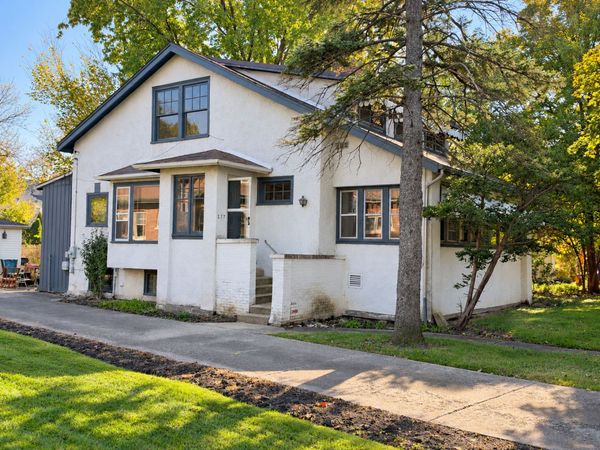 277 Nuttall Road, Riverside, IL 60546