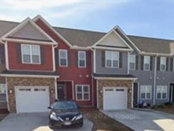 1807 Fox Den Way , Unit 5, Greenville, NC 27858