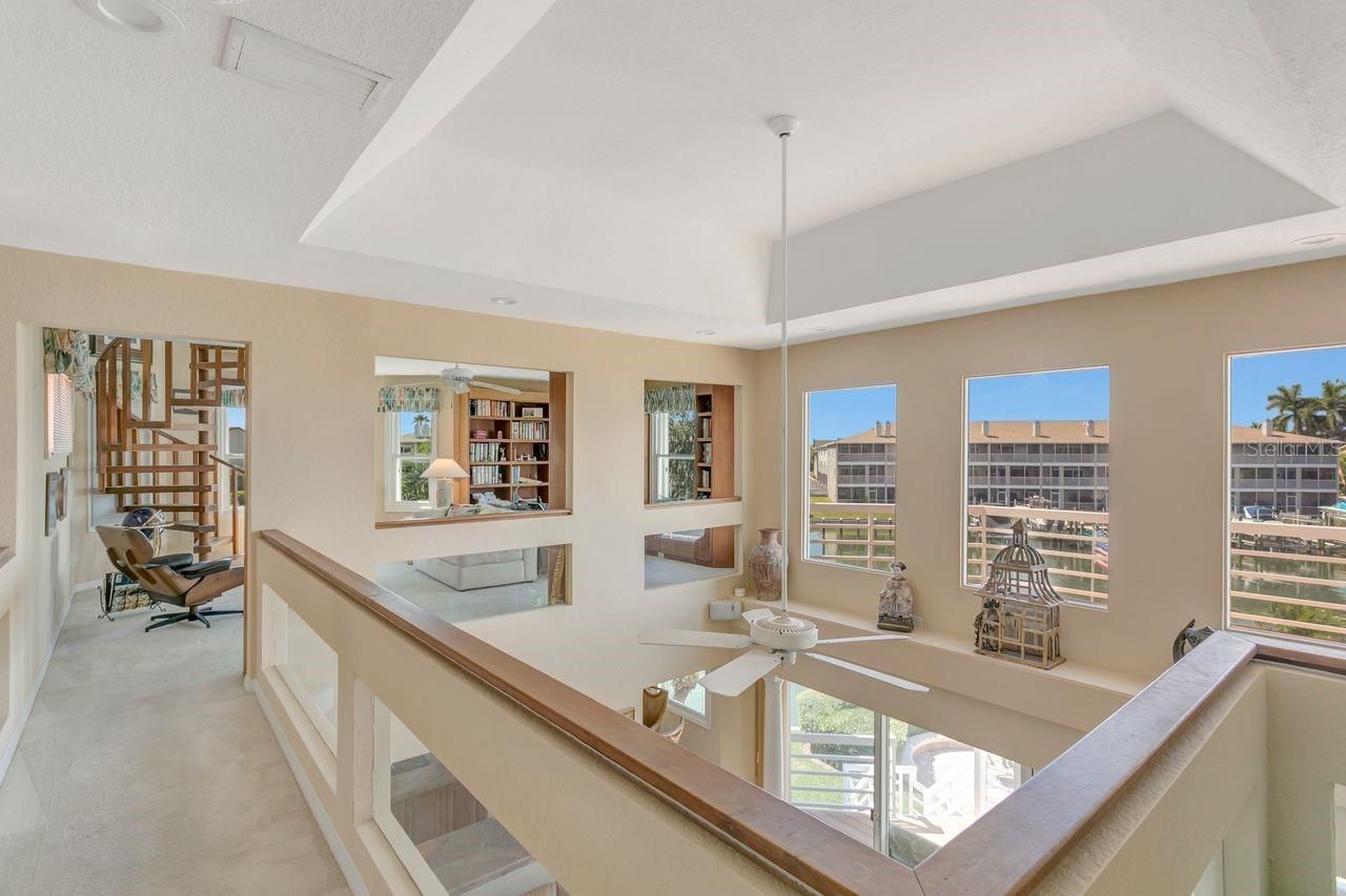 205 6th Street E, Tierra Verde, FL 33715 Photo