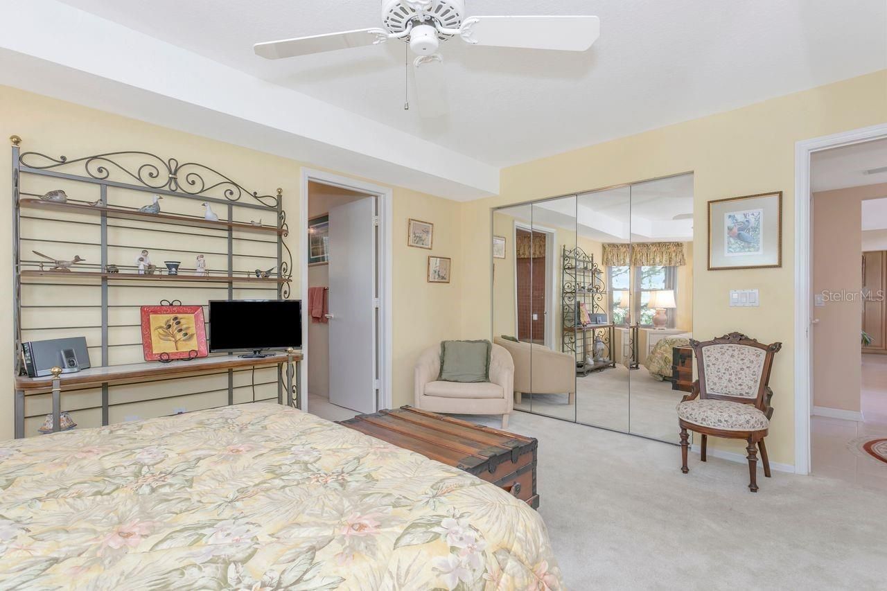 205 6th Street E, Tierra Verde, FL 33715 Photo