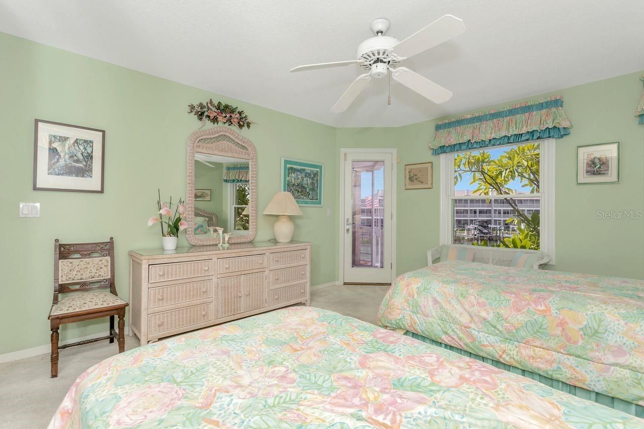 205 6th Street E, Tierra Verde, FL 33715 Photo