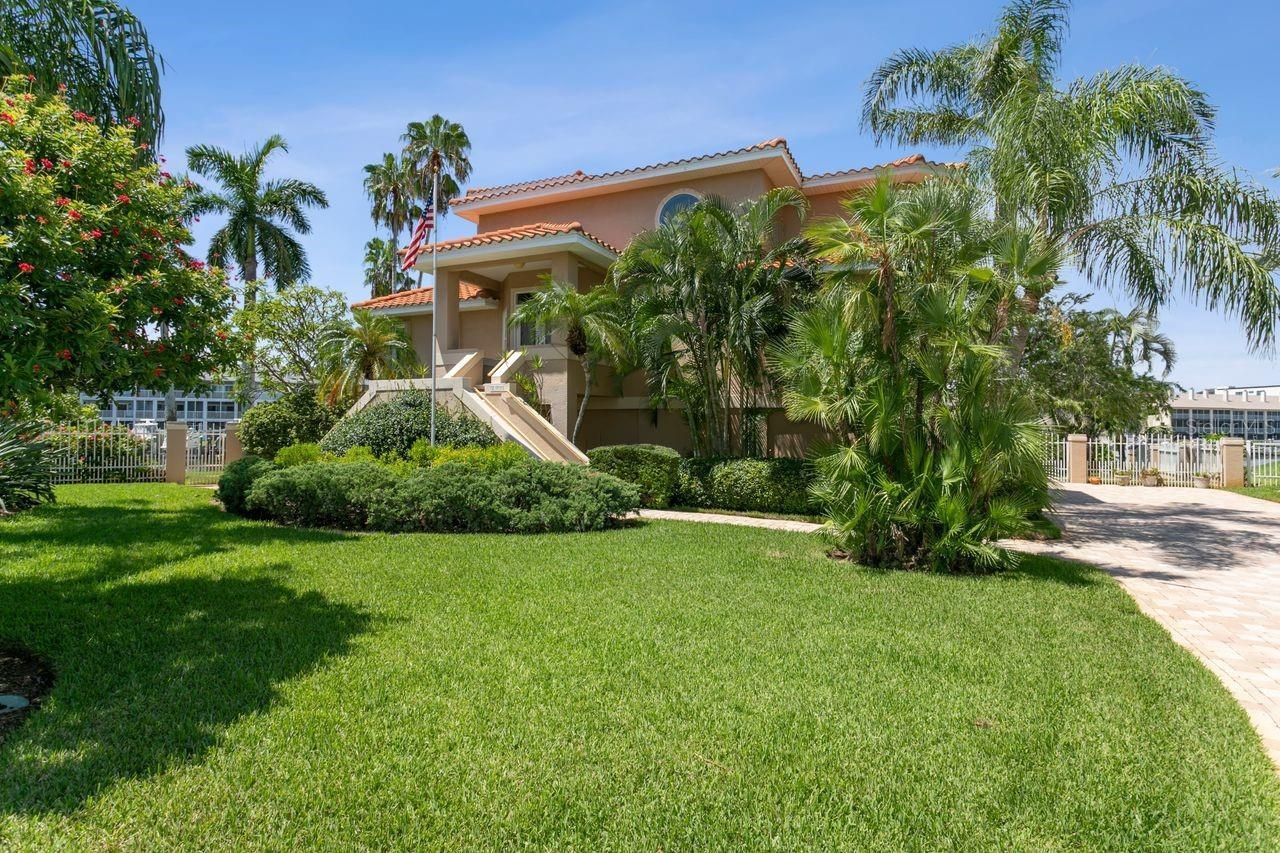205 6th Street E, Tierra Verde, FL 33715 Photo