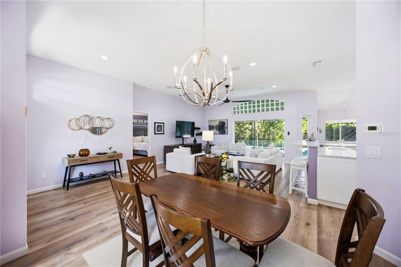 5595 Bent Oak Drive, Sarasota, FL 34232 Photo