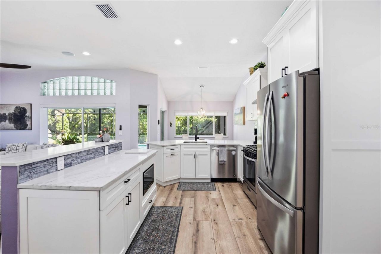 5595 Bent Oak Drive, Sarasota, FL 34232 Photo