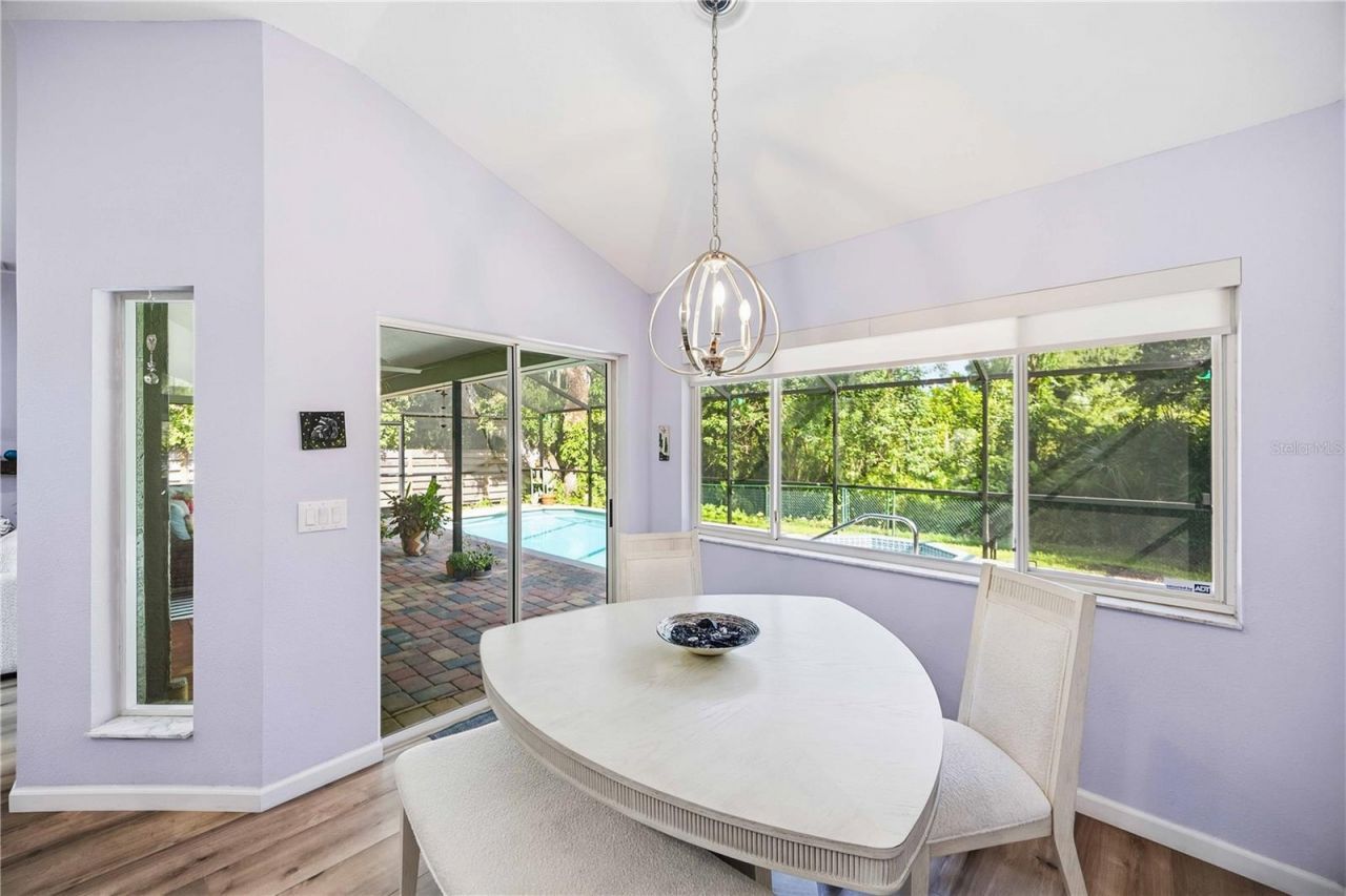 5595 Bent Oak Drive, Sarasota, FL 34232 Photo