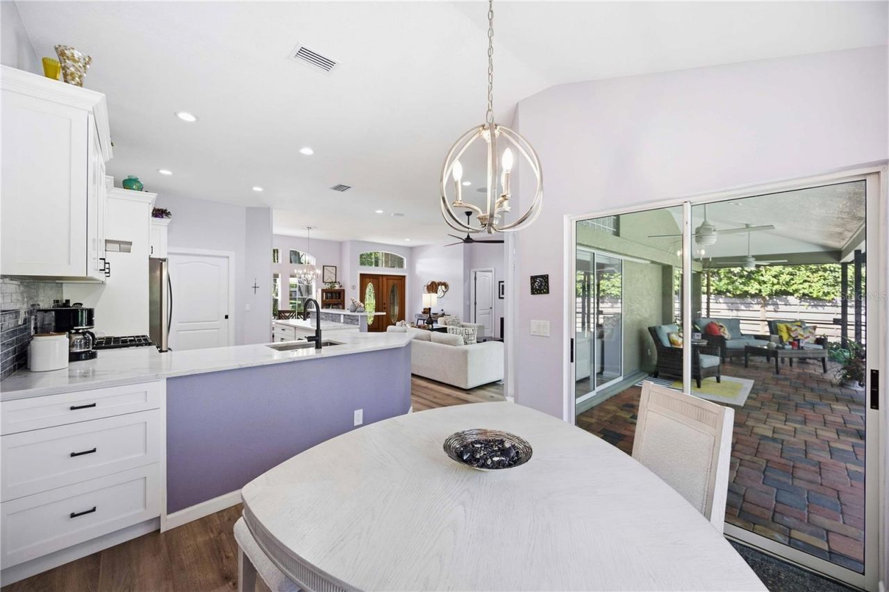 5595 Bent Oak Drive, Sarasota, FL 34232 Photo