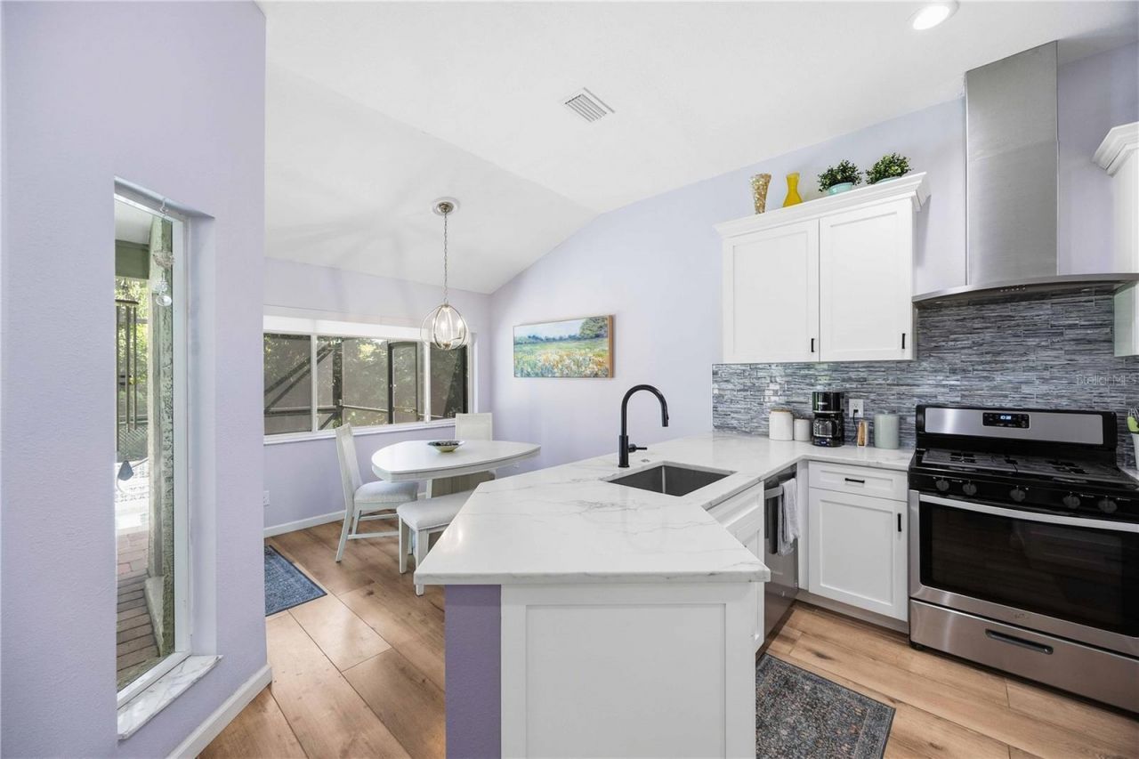 5595 Bent Oak Drive, Sarasota, FL 34232 Photo