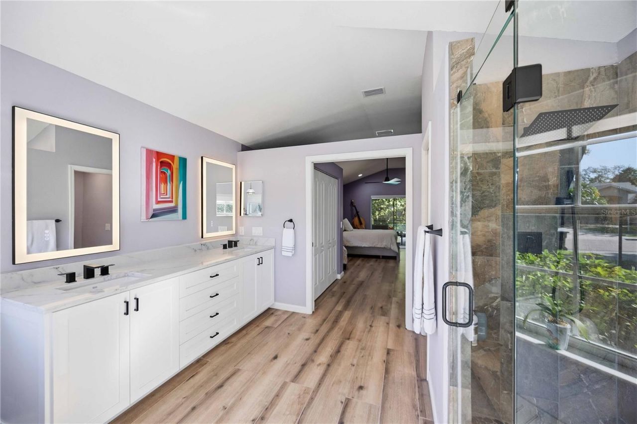 5595 Bent Oak Drive, Sarasota, FL 34232 Photo