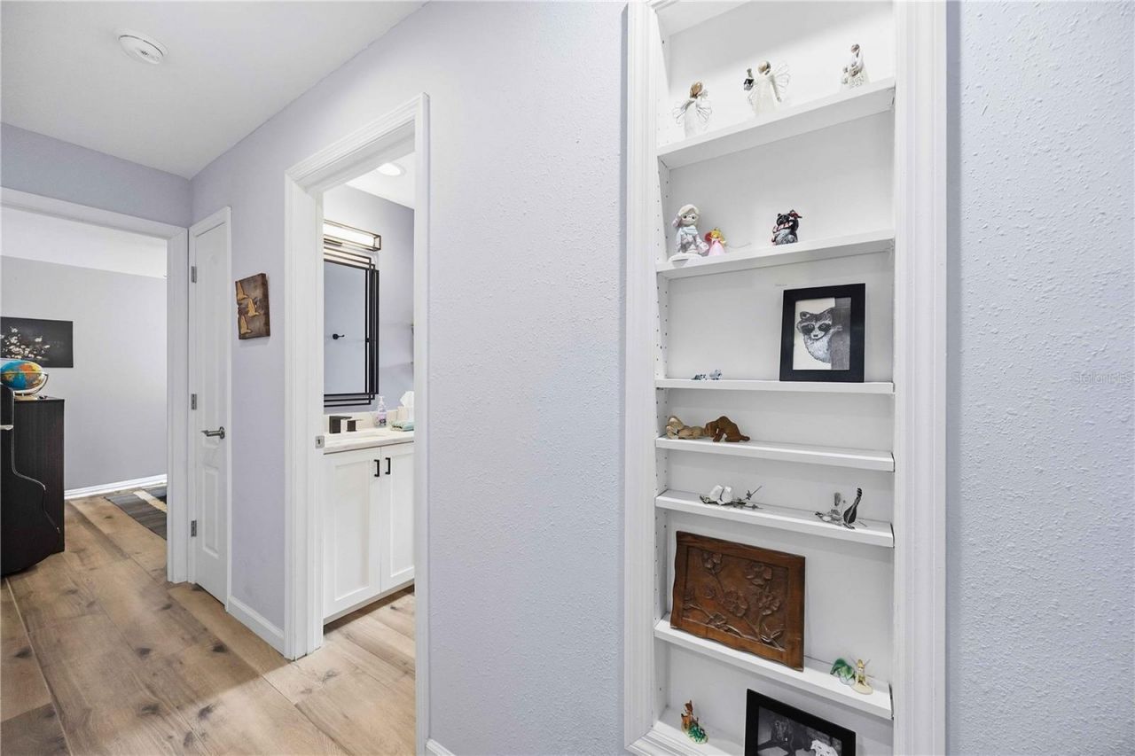 5595 Bent Oak Drive, Sarasota, FL 34232 Photo